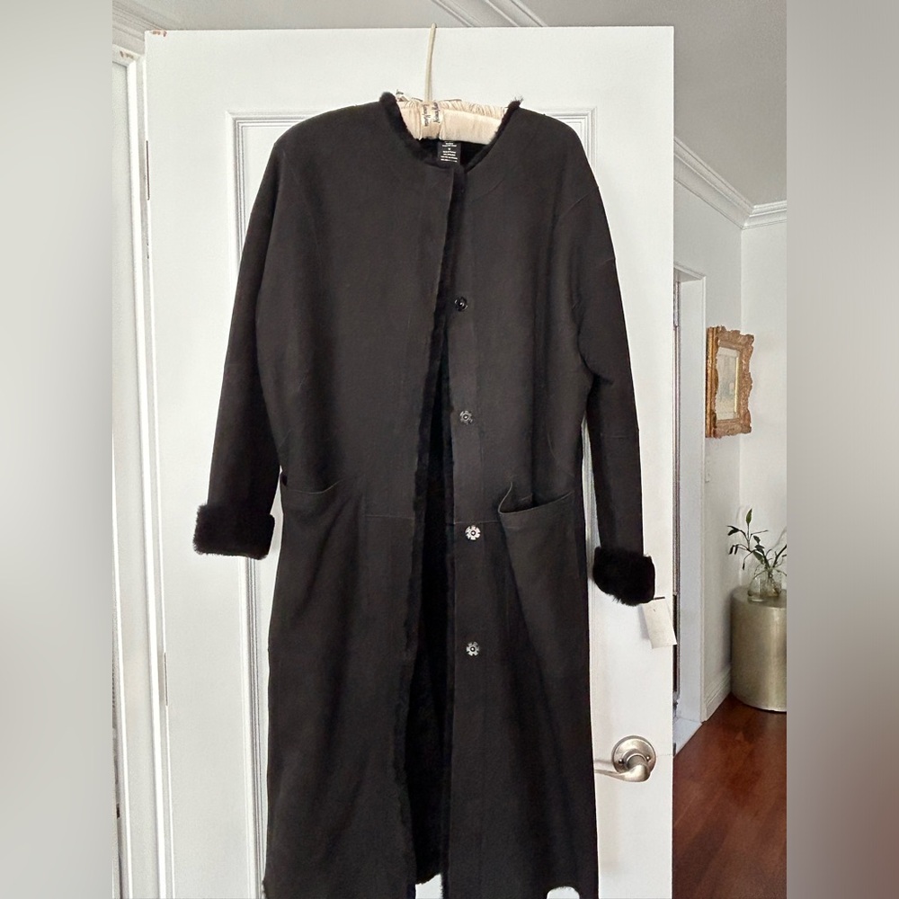 UGG REMY REVERSIBLE SHEARLING BLACK COAT